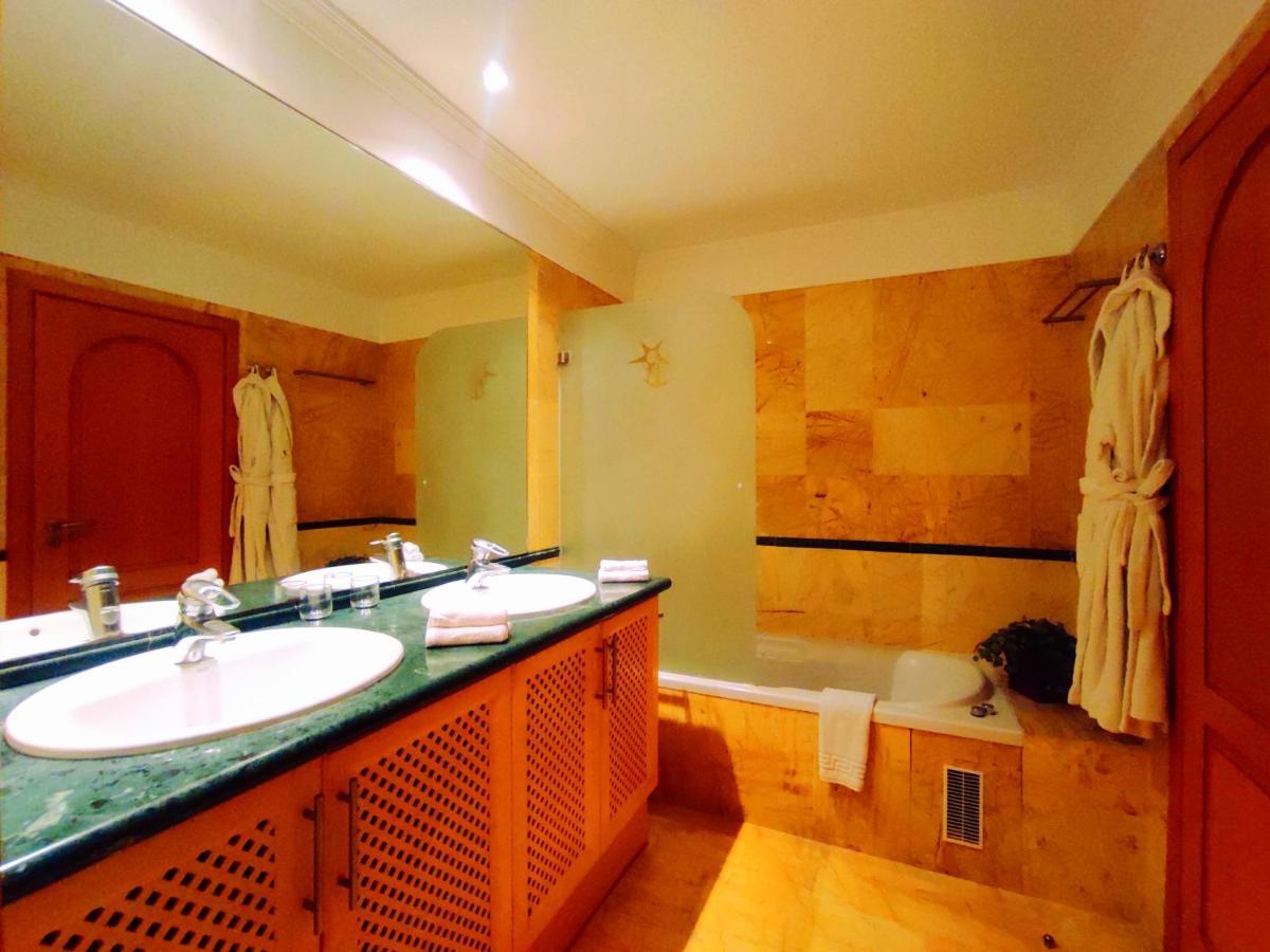 Apartment El Nautico Suites, The Beachfront Paradise *